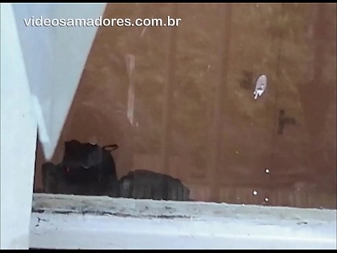 ❤️ גבר חרמן צופה בחברה שלו עם בחור אחר, מקליט סרטון מזוין בלי להפריע לזוג ❌ סרטון מזוין אצלנו ❌️❤